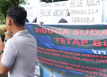 AMPLS Lakukan Unras, Minta DPRD dan Bupati Langkat Tutup Serta Robohkan Diskotik Blue Night
