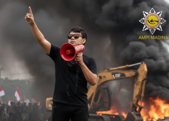 Gila, Massa Bos Mafia PETI NSR Cs Hadang Mabes Polri Karena Tebang Pilih Dengan Mafia Berinsial P