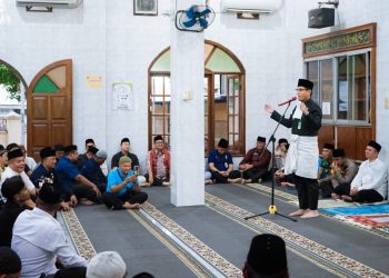 Safari Ashar di Masjid Nur Rukiah, Wali Kota Medan Ajak Masyarakat Bijak   Teknologi dan Perkuat Keamanan Lingkungan
