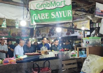 Jelang Akhir Tahun, Rico Waas Pantau Harga Bahan Pokok dan Siapkan Pasar Murah