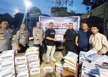 FiberStar Perkuat Respons Kemanusiaan di Sumatera melalui Bantuan Logistik dan Internet Darurat Starlink