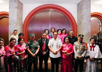 Pastikan Perayaan Malam Natal Kondusif, Wali Kota Medan dan Forkopimda Pantau Langsung Situasi di Gereja