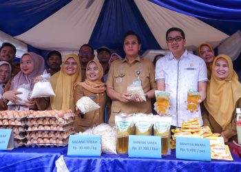 Buka Pasar Murah Imlek, Rico Waas : Medan Simbol Keberagaman Indonesia