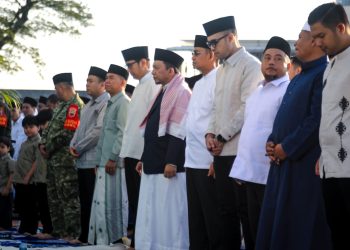 Salat Idul Fitri 1447 H, Rico Waas Ajak Warga Perkuat Persatuan dan Bangun Medan untuk Semua