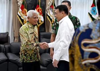 Wagub Sumut Surya Tegaskan Komitmen Jaga Stabilitas Daerah di Hadapan Menko Polkam