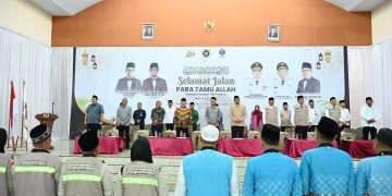 Lepas Keberangkatan Kloter 2 Haji Asal Langkat,   Bobby Nasution Tekankan Kebersamaan dan Kekompakan