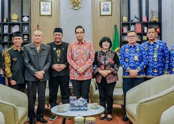 Dukung “Spirit Run 5K”, Rico Waas Ajak Mahasiswa PKL di Pemko Medan