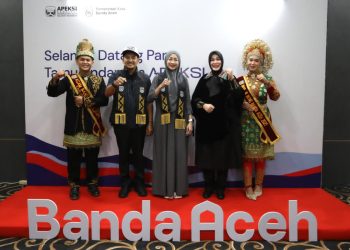 Walikota Tebing Tinggi H.Iman Irdian Saragih Hadiri Raker Komwil I Apeksi Di Banda Aceh