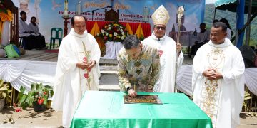Pasca Bencana Longsor , Bupati Pakpak Bharat Franc Bernhard Tumanggor Hadiri Peresmian Gereja Katolik Stasi St. Fransiskus Assisi 