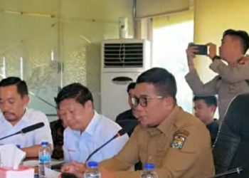 Bupati Pelalawan Usulkan Pasokan BBM SPBU Tetap Lancar Demi Transportasi Pelajar
