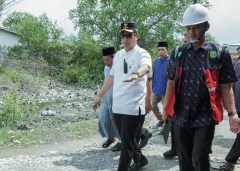 Rico Waas Segera Eksekusi Jalan Rusak di Marelan, Dua Titik Langsung di Beton Bulan Ini