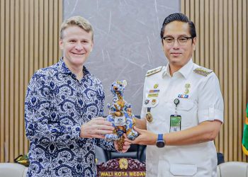 Terima Dubes Australia, Rico Waas Buka Peluang Investasi dan Kerja Sama Pendidikan