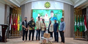 Pemuda Muhammadiyah Sumut Serahkan Bantuan Mesin Doorsmeer untuk Dorong Kemandirian Ekonomi Kader