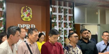 ‎RDP di DPRD Medan,Warga Contempo Minta Pembongkaran Tembok Dan Rumah Datuk Dibatalkan