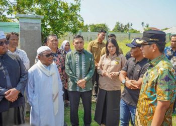 Tinjau TPU Marelan Lama Tidak Difungsikan, Rico Waas Segera Benahi Akses Jalan