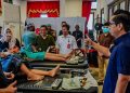 Rico Waas Bawa Keceriaan di Sunat Massal Sah-Rizki, 42 Anak Ikut dan Ibu Tunggal Terima Santunan