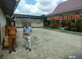 Anggota DPRD Pelalawan Tinjau Kondisi SDN 013 Kerinci, Soroti Kebutuhan Ruang Belajar