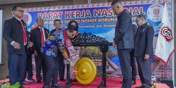 Rico Waas Dukung Digitalisasi Tarombo