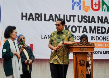 Rico Waas Ajak Lansia Tetap Jadi Cahaya Keluarga dan Inspirasi Kota Medan