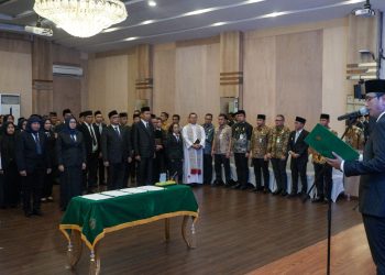 Lantik 69 Pejabat Manajerial, Wali Kota Medan : Atasan Itu Hierarki, Masyarakat Adalah Jabatan Tertinggi