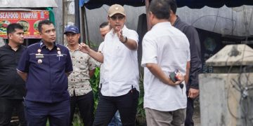 Rico Waas Tinjau Banjir di Medan Selayang, Siapkan Solusi Penanganan Drainase