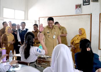 Gubernur Bobby Nasution Tegaskan Komite Sekolah Jangan Jadi Beban Peserta Didik