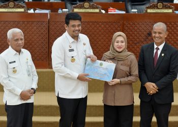 Gubernur Bobby Nasution Sampaikan Ranperda Pertanggungjawaban APBD 2025,  Pemprov Sumut Catat Surplus Rp521,494 Miliar