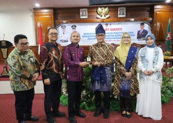 Berhasil Dalam Penerapan Implementasi E-Kinerja Tertinggi di Wilayah Kanreg VI Medan, Kepala BKN RI Serahkan Piagam Penghargaan Kepada Wali Kota Tanjungbalai 