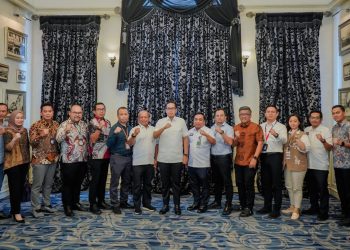Rico Waas Ajak Dunia Usaha Lindungi Pekerja Rentan