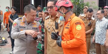 Walikota Bersama Kapolrestabes Medan Tinjau Lokasi Ledakan di Perumahan Grand Polonia