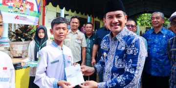 Peringati HIM, Walikota Tebing Tinggi Ajak Pelajar Budayakan Menabung Sejak Dini