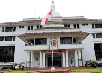 Wali Kota Jatuhkan Hukuman Disiplin Berat Kepada Camat Medan Timur dan Lurah Aur 