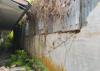 Pangeran Beton di Lingkungan XV Terjun Dituding Ganggu Pembelajaran Anak Sekolah, Bahkan Dinding Sempat Roboh