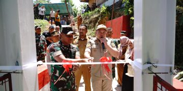 Didampingi Dandim 0206 Dairi,Bupati Pakpak Bharat Resmikan Jembatan Gantung Sepanjang 70 M Di Cubancer