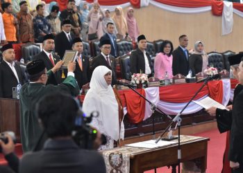 Sri Rejeki Resmi Gantikan Rajudin Sagala sebagai Wakil Ketua DPRD Medan