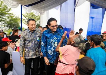 Demi Keluarga, 150 Penyelamat Lingkungan TPA Terjun Bertaruh Nyawa, Rico Waas Hadirkan Jaminan Perlindungan Sosial