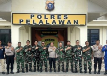 CEGAH KARHUTLA BERULANG, TIM PENYULUHAN MABES TNI SAMBANGI POLRES PELALAWAN – WAKAPOLRES SAMBUT HANGAT