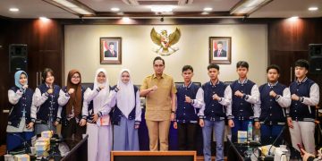 Rico Waas Lepas 10 Pelajar Medan ke Ipoh Malaysia