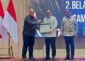 Kanim Belawan Eko Yudis Rajagukguk Terima Penghargaan dari Dir Intel Keimigrasian