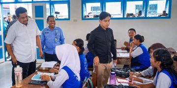 Gubernur Bobby Dampingi Wapres Gibran Tinjau Progres Rehabilitasi dan Rekonstruksi SMAN 1 Barus