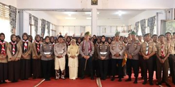 GOES TO SCHOOL POLRES PELALAWAN, KAPOLRES PELALAWAN SOSIALISASI BAHAYA NARKOBA DAN TERTIB LANTAS DI SMAN BERNAS BINSUS