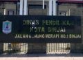 Diduga Beri Izin Tanpa Adendum Tertulis, Kadisdik Binjai Bungkam Soal Denda Smart Board Rp117 Juta