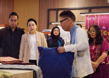 Rico Waas dan Airin Optimalkan Galeri Mustika Deli Dekranasda sebagai Ruang Promosi UMKM
