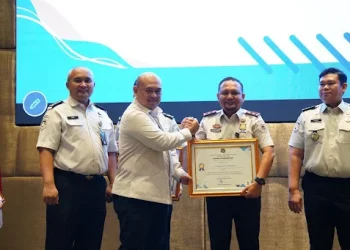 Kanim Belawan Raih Dua Penghargaan dari Dirjen Imigrasi Komitmen Perkuat Pengawasan Serta Kedekatan Dengan Masyarakat